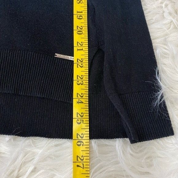 Michael Kors Women’s Ombré Two-Toned Faded V- Neck Gray‎ Sweater Size M - Picture 9 of 9